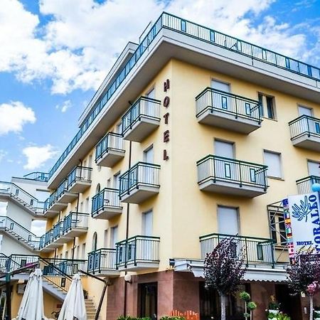 Hotel Corallo Giulianova Exterior photo
