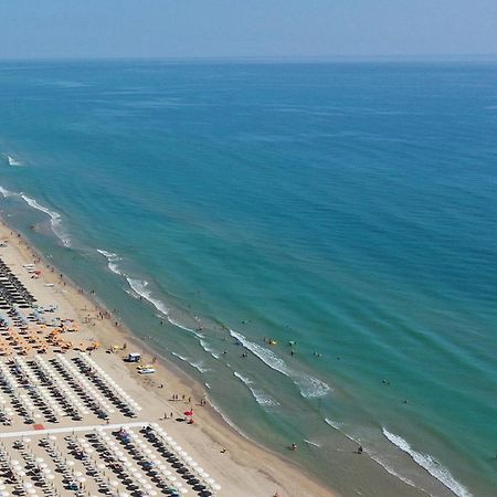 Hotel Corallo Giulianova Exterior photo