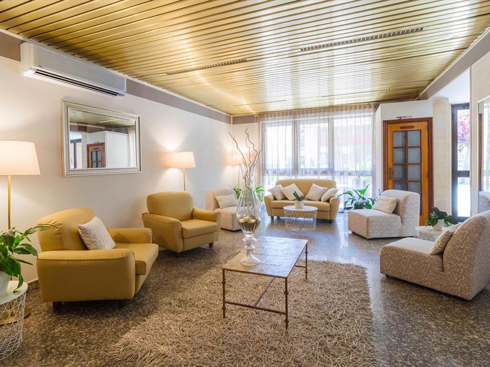 Hotel Corallo Giulianova Exterior photo